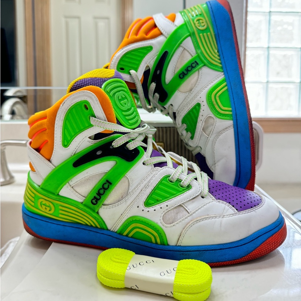 Gucci basket sneakers size 8.5 USA, very good condition, just a little dirty